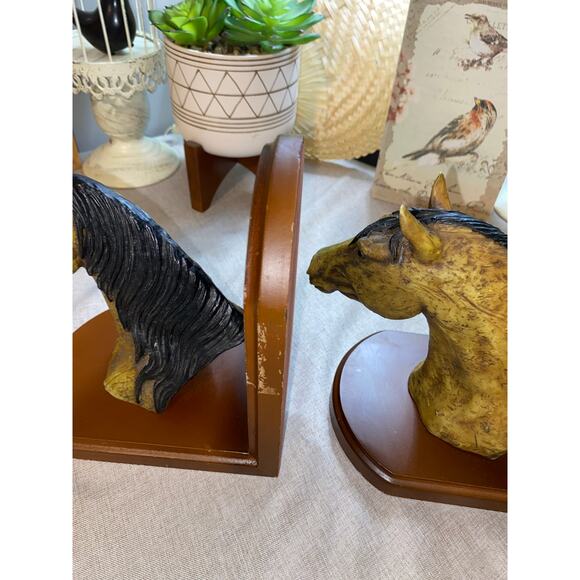Pair Horse Head Set Bookends Perfect For Bookshelf or Library - Picture 9 of 12